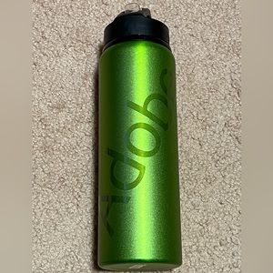 New 28oz h2go allure Aluminum Water Bottle (see photos)